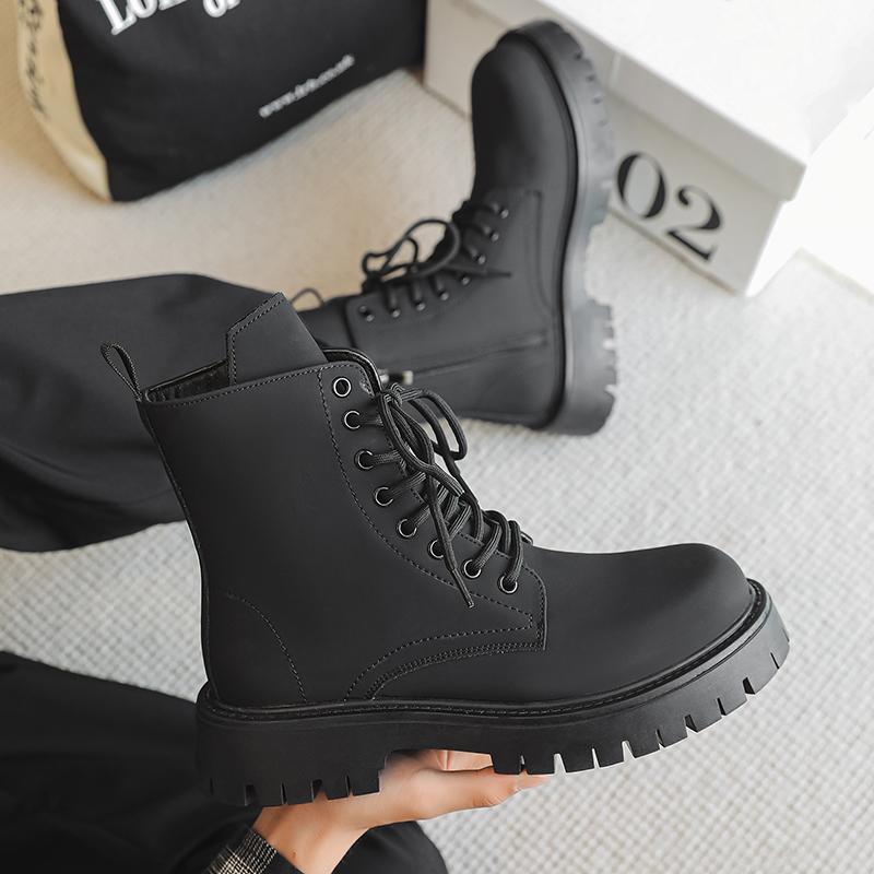 New Fashionable British Style Thick Sole Mid Top Boots for Men's Lace Up Boots Classic Black High Top Comfortable Outdoor Shoes