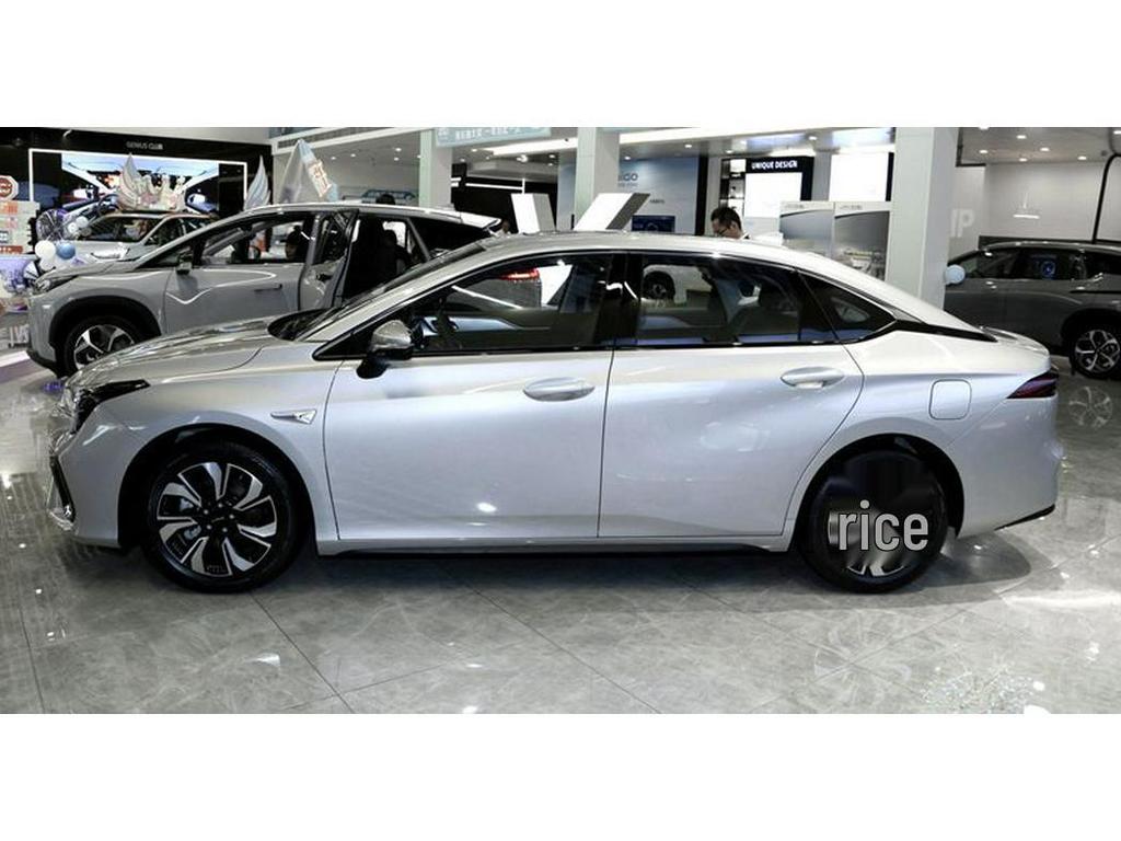 Compatible with New Energy Vehicles: AION Wheels, 17-18 Inch Aion Yplus, Aion VS Alloy Rims, and Spare Tires.