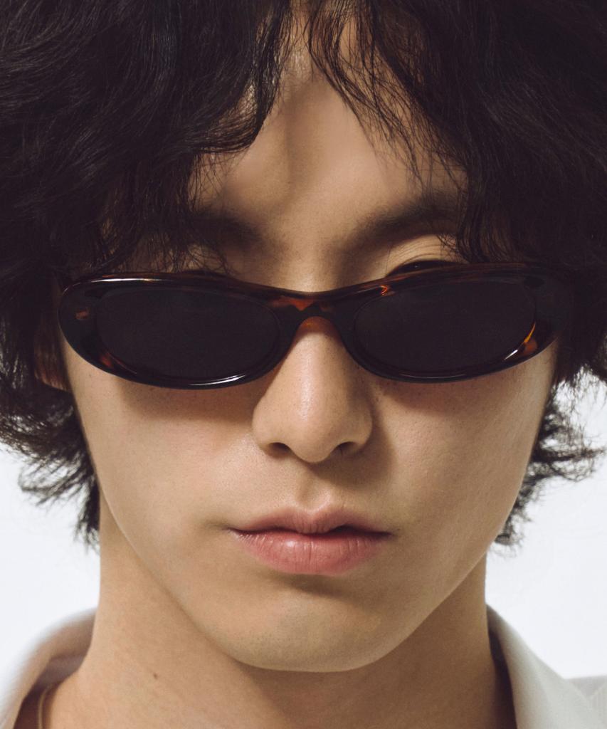 Hangeul Flat Oval Sunglasses Leopard Print