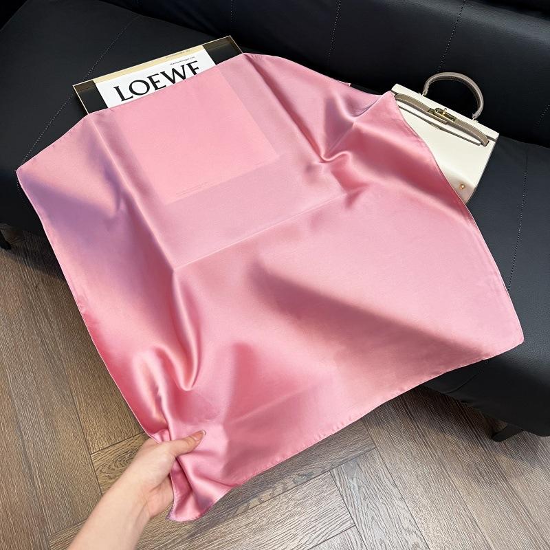 New silk scarf women's fashion versatile high-end small square scarf Korean version neck protection scarf spring and autumn retro scarf binding bag