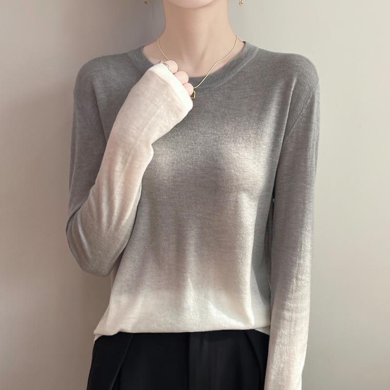 

Новый весенний стиль трикотажный свитер с круглым вырезом, градиентным дизайном и свободным базовым слоем XXL серый