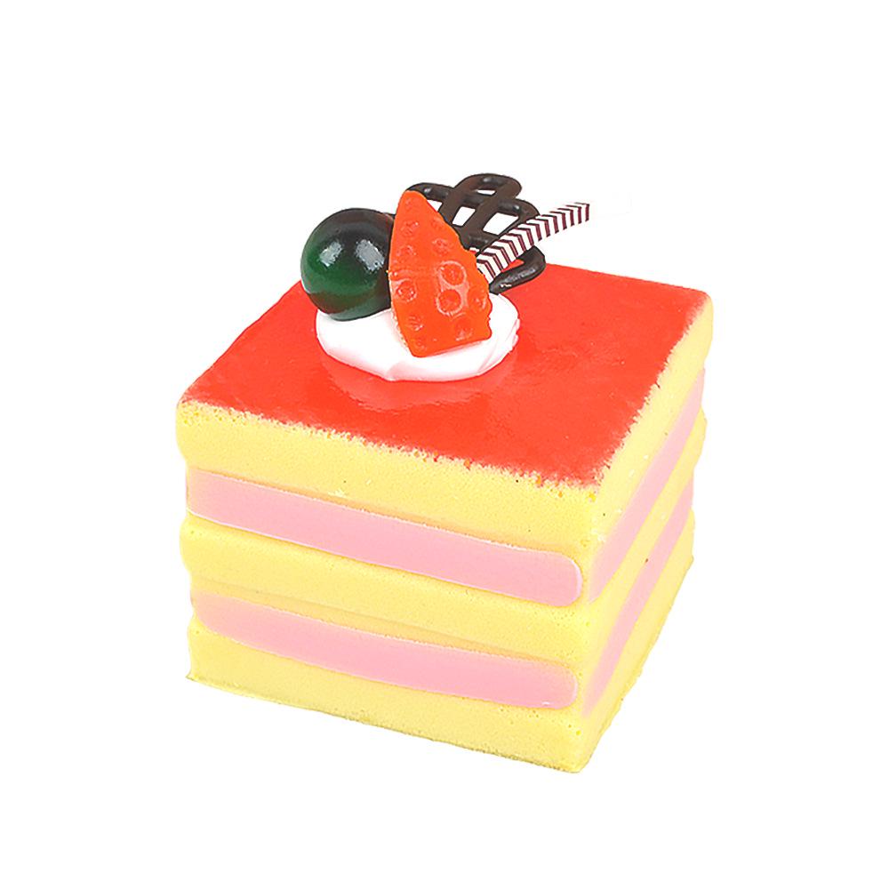 Simulated Cake Model Fridge Magnet: Soft PU Fake Cream with Fruit Display