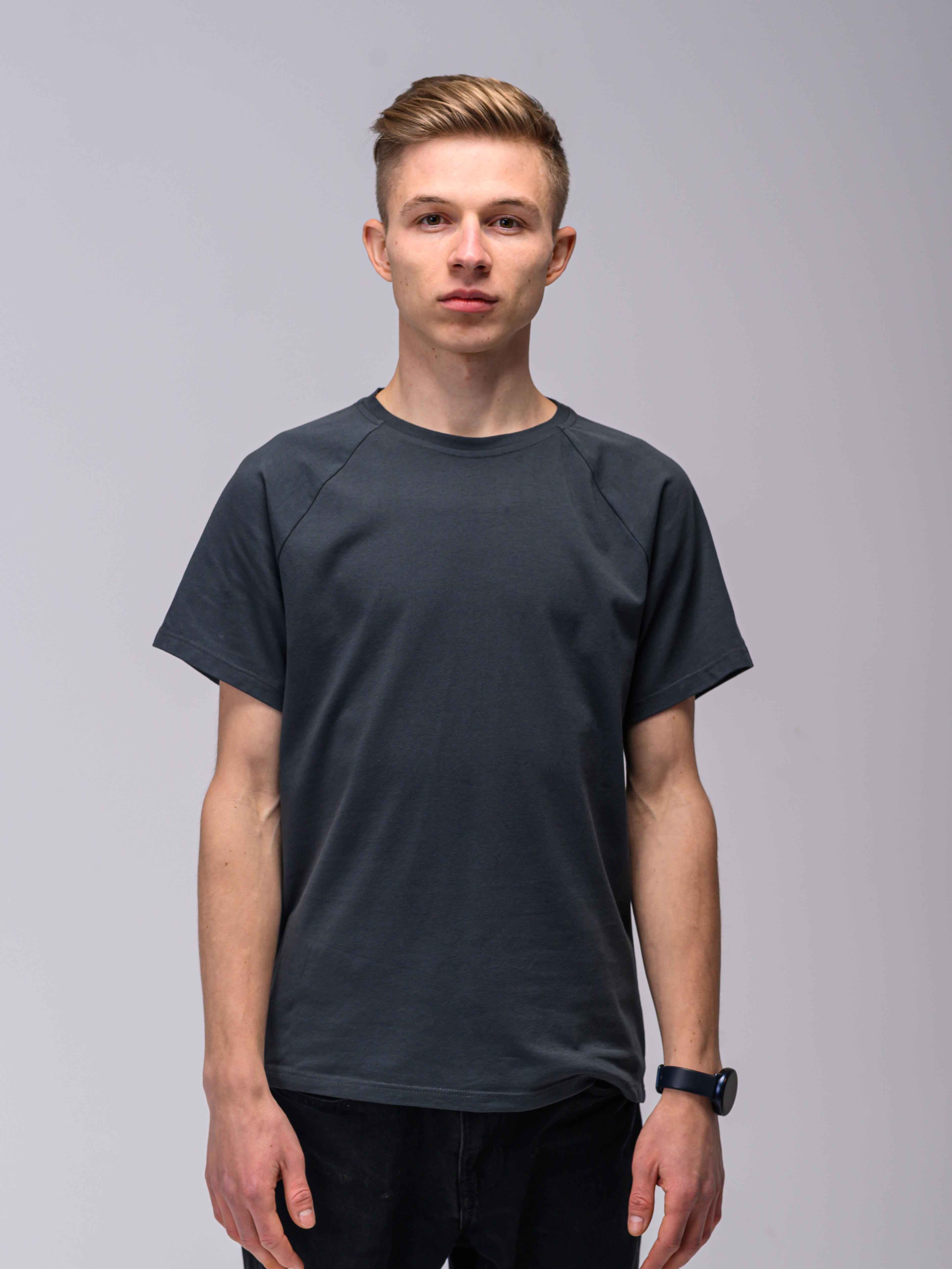 

Футболка Custom Wear Basic M темно-сірий колір