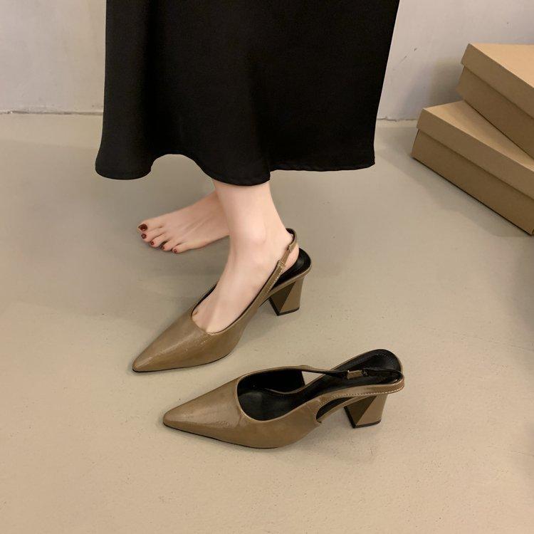 

French beige temperament high heels women s 2025 new thick heel pointed empty sandals Internet celebrity versatile shoes 39