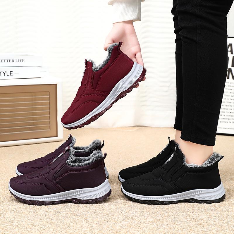 Women's Winter Thick-Soled Cotton Boots with Plush Lining, Warm Plus-Size Option for Couples, One-Piece Design.