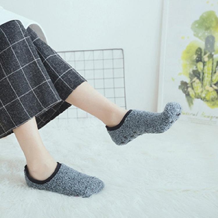 Slipper Socks for Women with Grippers Antis Slip Fuzzy Socks Trendy Grippy Grip Hospital Socks Home Sleeping Socks Gift