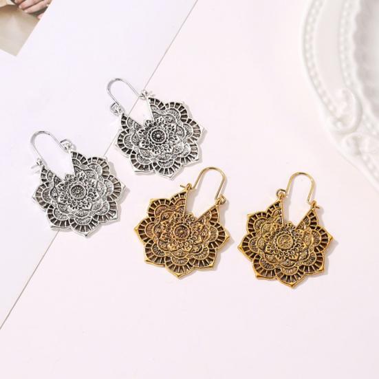 Vintage Women Hollow Out Carved Flower Dangle Leverback Earrings Jewelry Gift