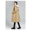 Manteau long en duvet élégant et amincissant avec grand col en fourrure pour la mode d'hiver des femmes