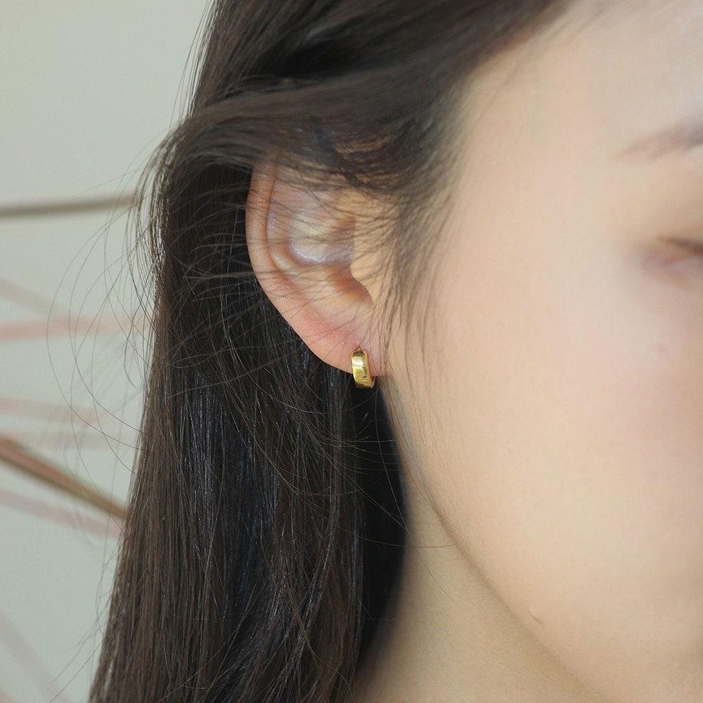 14K Gold-Filled Silver Round One-Touch Earrings