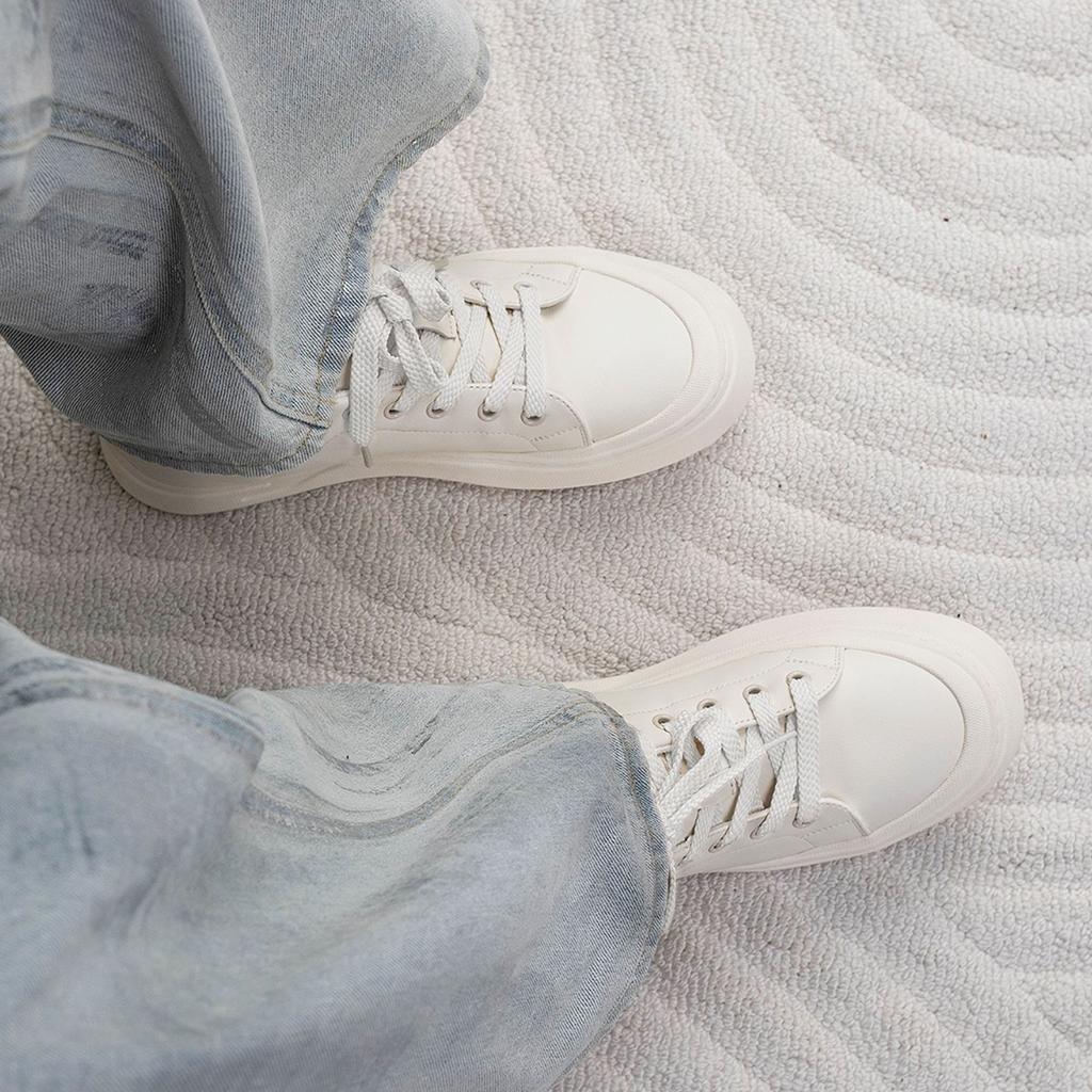 2025 spring and autumn new men's board shoes handmade online men's trendy shoes niche European station men's casual shoes 77068