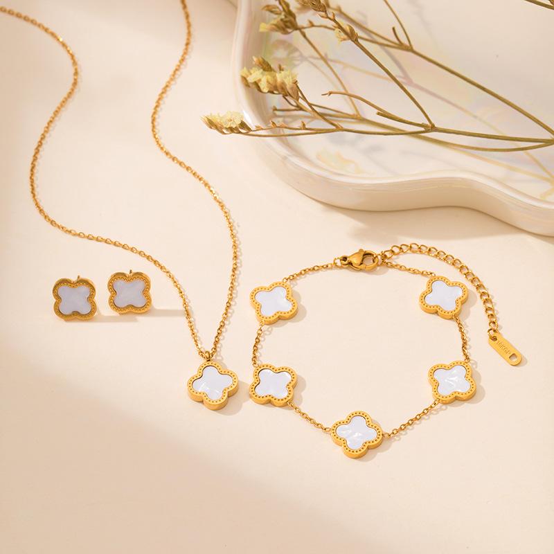 Light Luxury Flower Iris Imitation Red Sapphire Necklace Versatile Fashion Temperament Set for Women