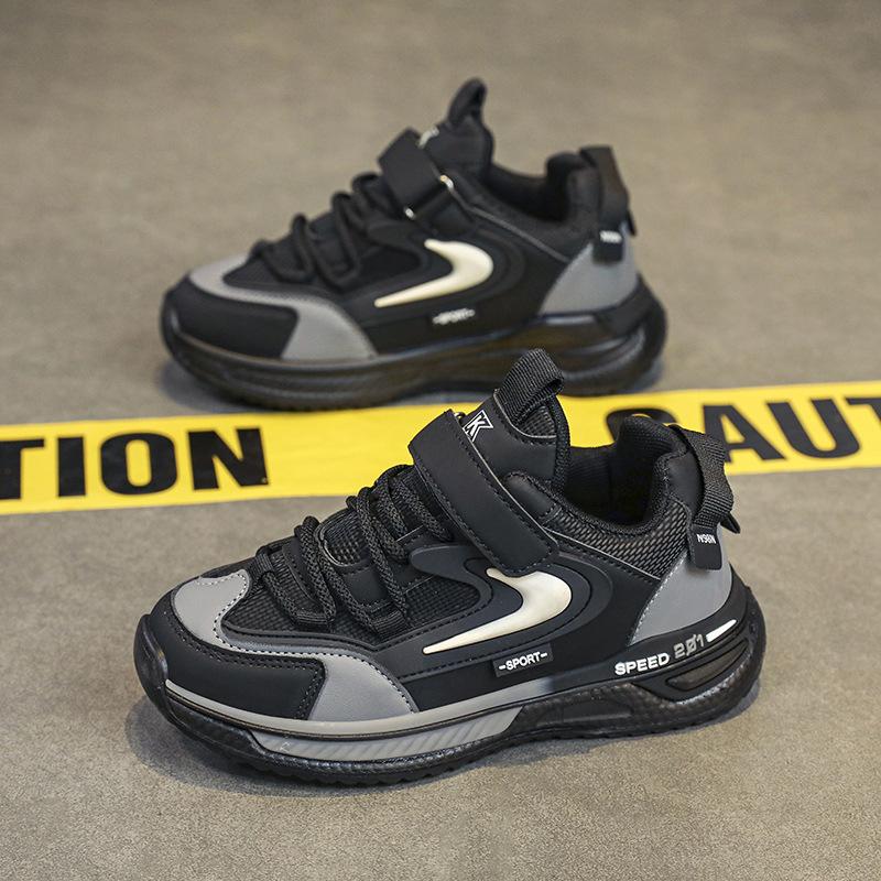 Boys Shoes Spring and Autumn Leather Surface 2025 New Breathable Sports Shoes Children's Popular Dad Shoes Middle and Older Children's Running Shoes