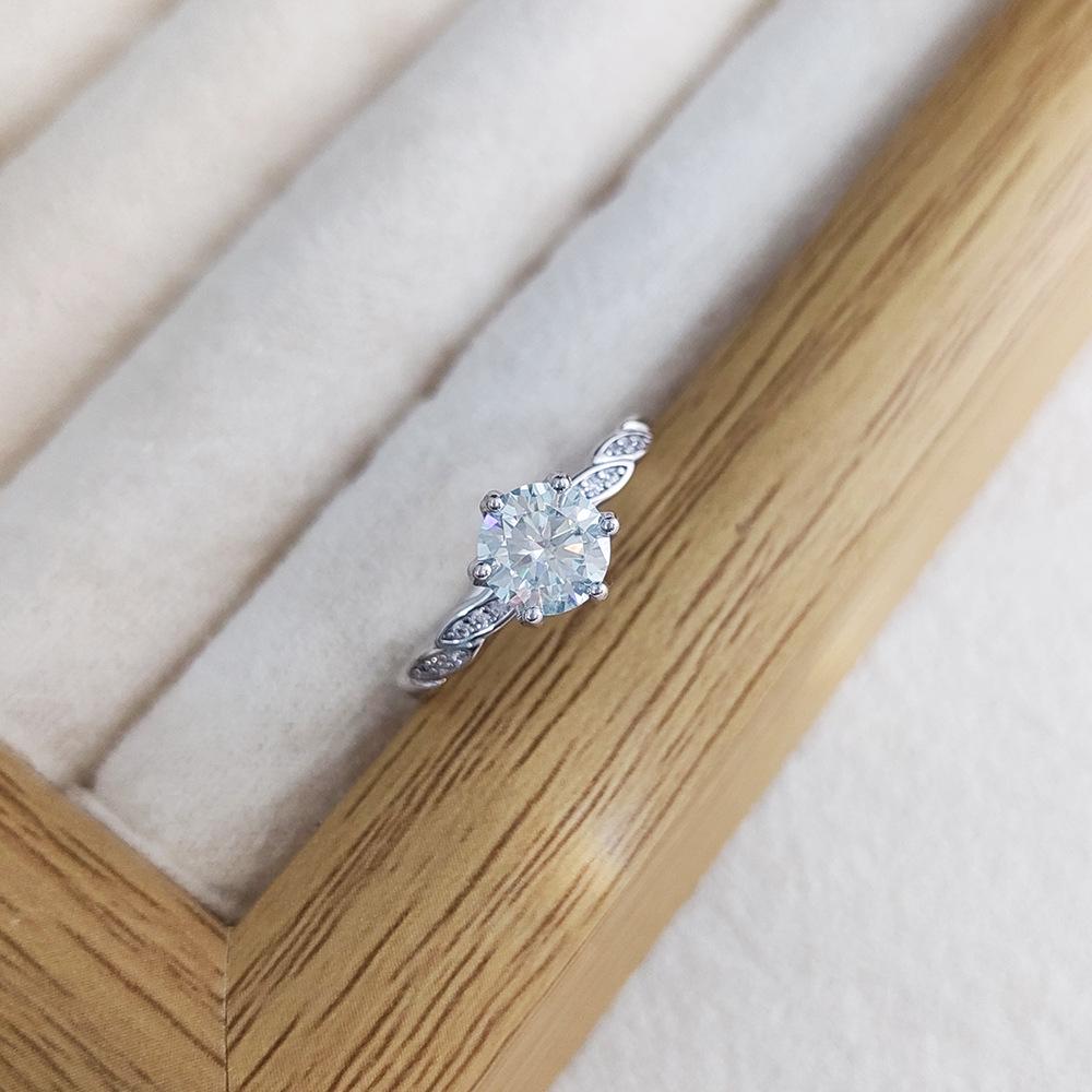 925 Sterling Silver Moissanite Six-Prong Women's Twin Flower Ring