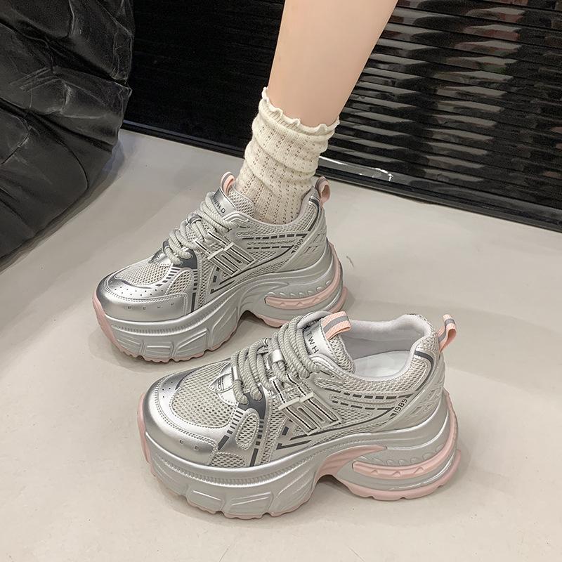 8CM inner height increase dad shoes women 2025 summer new versatile popular small mesh breathable sports shoes tide