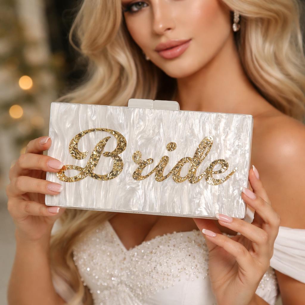 

Women S Fashion Hundred Tower White Pearlescent Letter Sequined Acrylic Clutch Bag Diagonal Span Banquet Exquisite Dress Bag