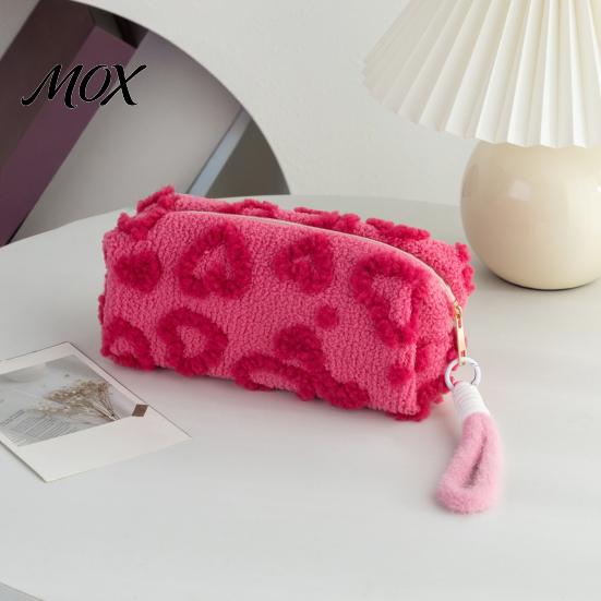 Classroom Pencil Pouch Plush Love Heart Case, Large Capacity Stationery Organizer Soft Cosmetic Bag Pouch, Multi-function Zipper for School Office Use