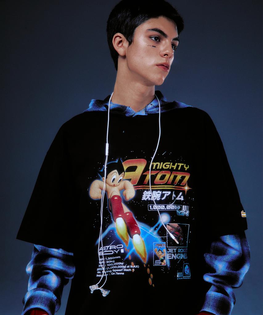 MAINBOOTH [Atom] Space T-Shirt (Black)