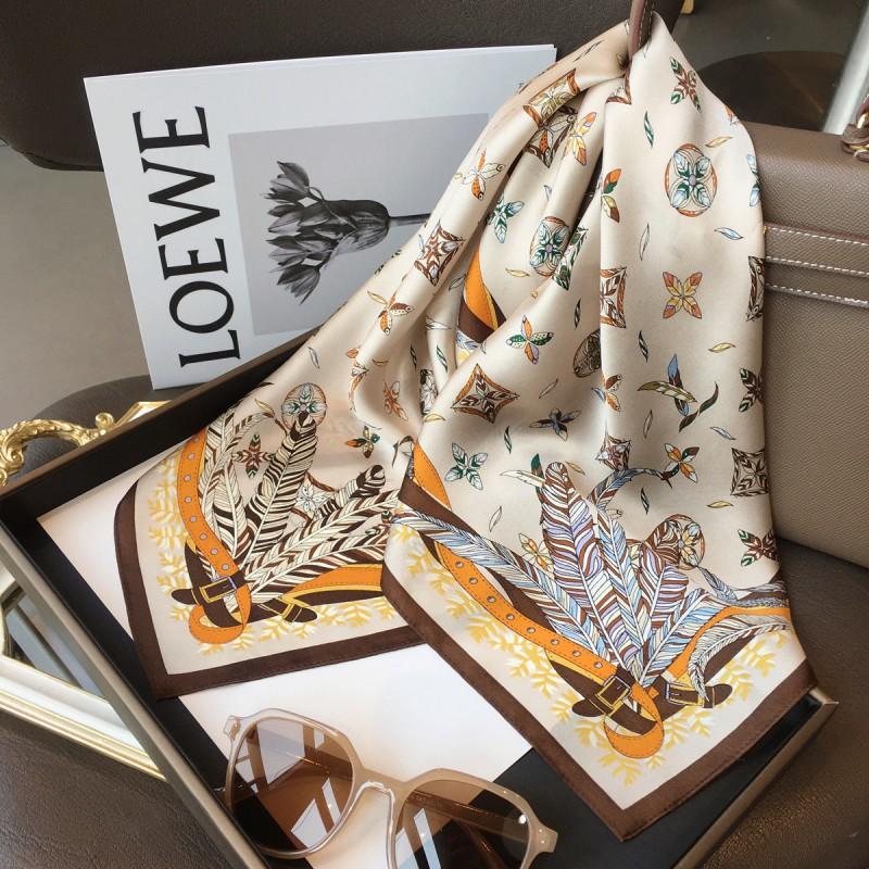 100% Pure Mulberry Silk Square Scarf 68x68cm Lightweight Winter Shawl Women