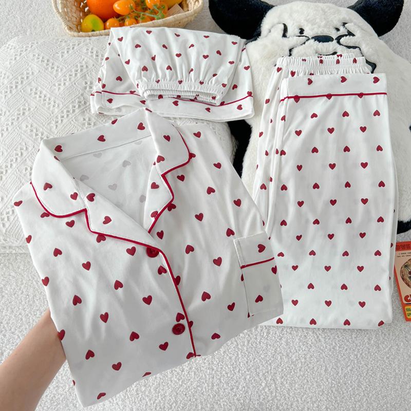 

Любовь Полный Принт Домашняя одежда Комплект из трех предметов с коротким рукавом Высокая ценность Женская летняя пижама Домашняя одежда M