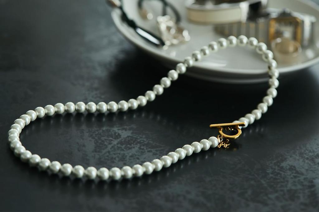 Lieri Magnetic Pearl White X Relieves Shoulder Colantotte Official Colantotte Brand Necklace, Gold, 42cm, Women's, Stylish, Stiffness, Cute, Pearl,