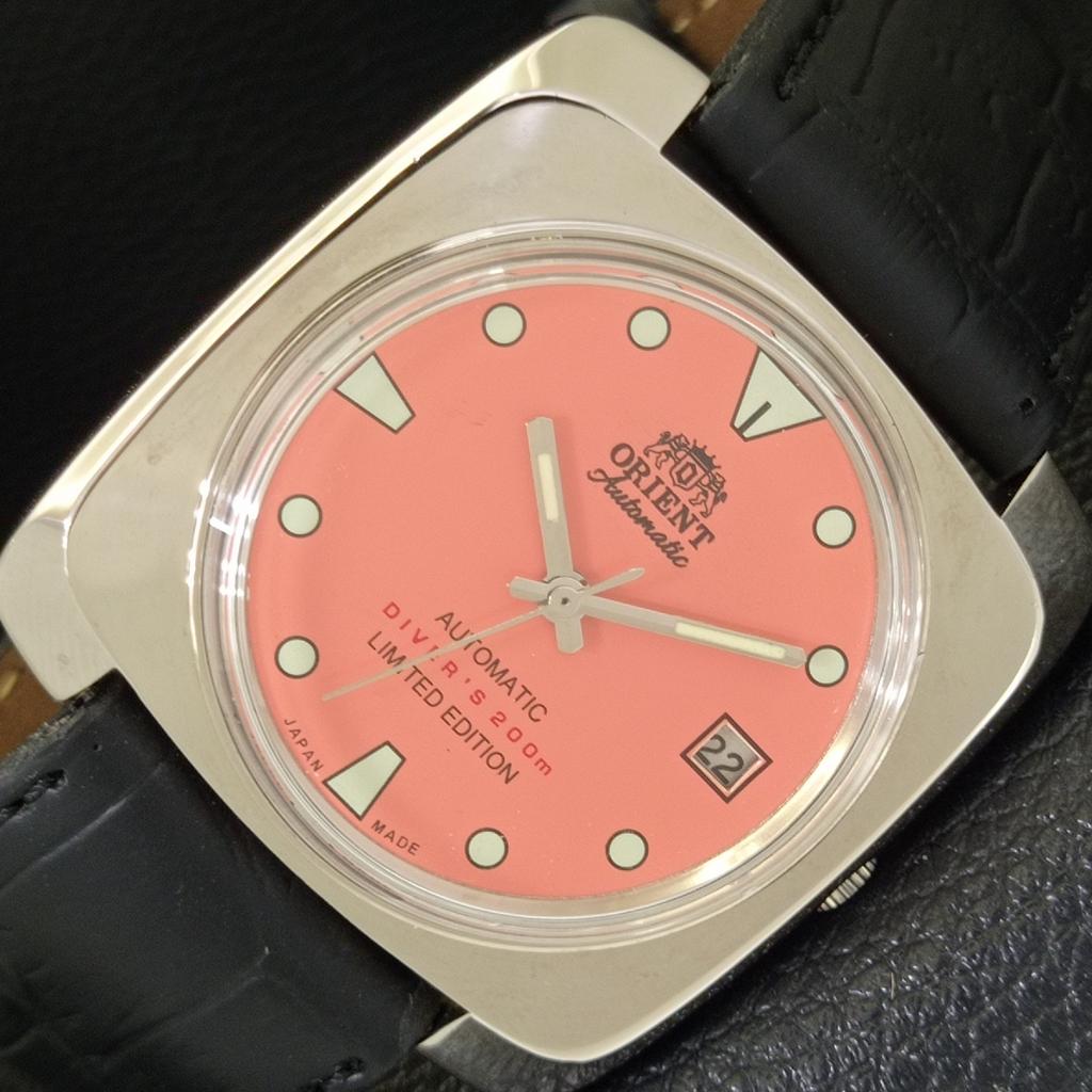 

Б/У МУЖСКИЕ ВИНТАЖНЫЕ ЧАСЫ ORIENT AUTOMATIC 46943 ЯПОНИЯ ПЕРСИКОВОГО ЦВЕТА ЦИФЕРБЛАТ a702214-5 R123-a702214