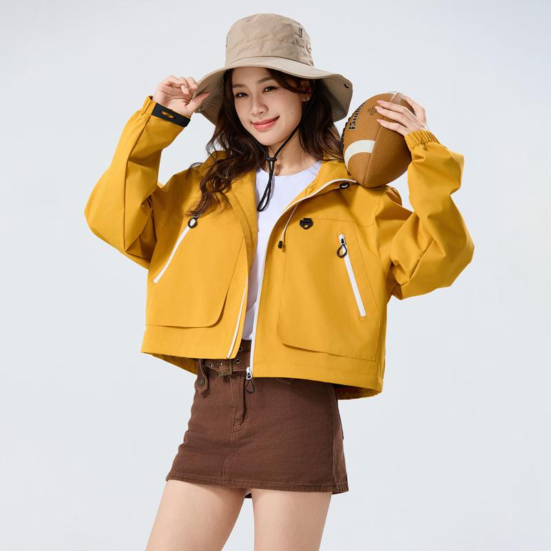Short jacket women's three-proof outdoor windproof waterproof jacket fashion trend jacket