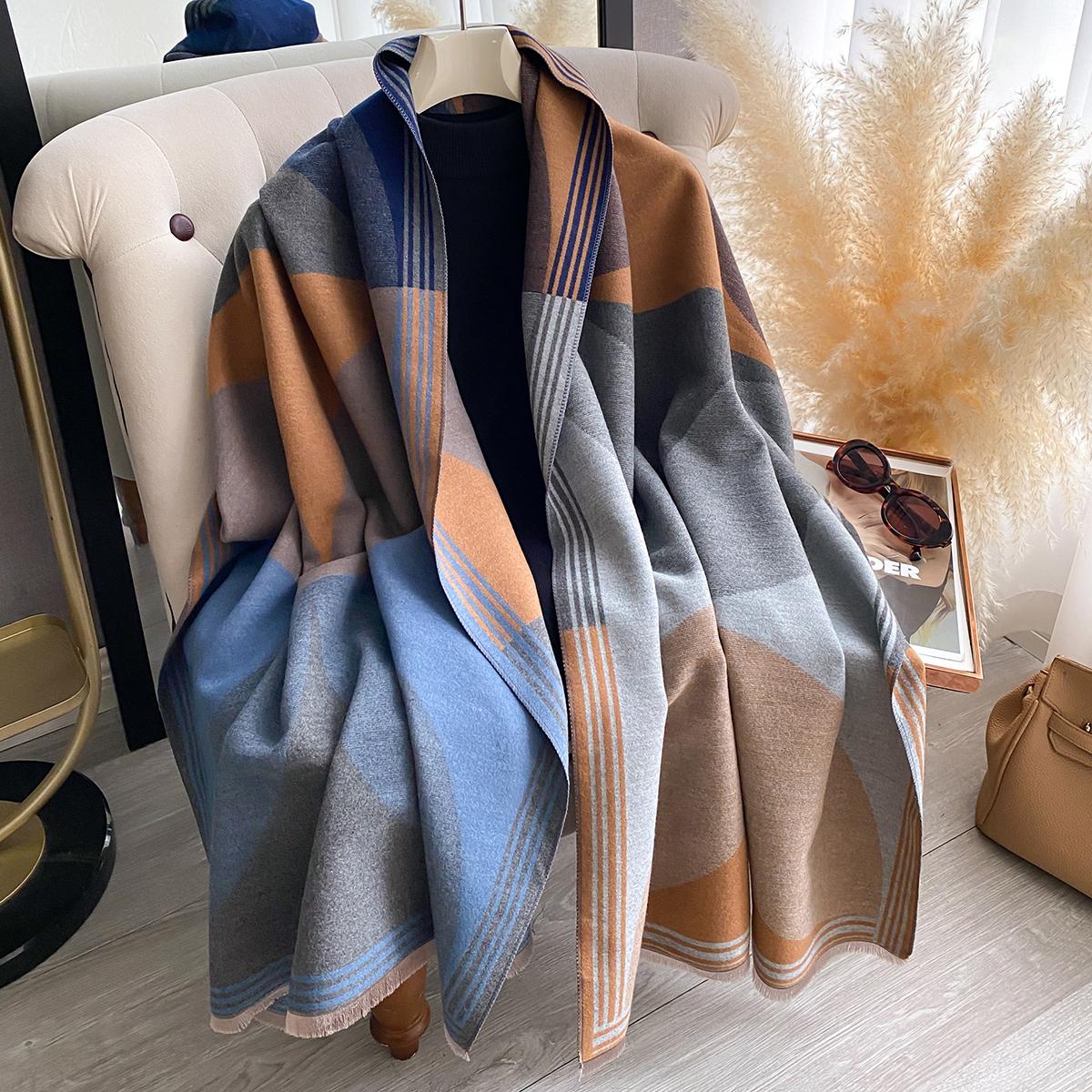 Eleganter zweiseitig bedruckter Schal Weicher warmer Pashmina-Schal mit Fransen Herbst und Winter Outdoor Kälteschutz Winddichte Decke