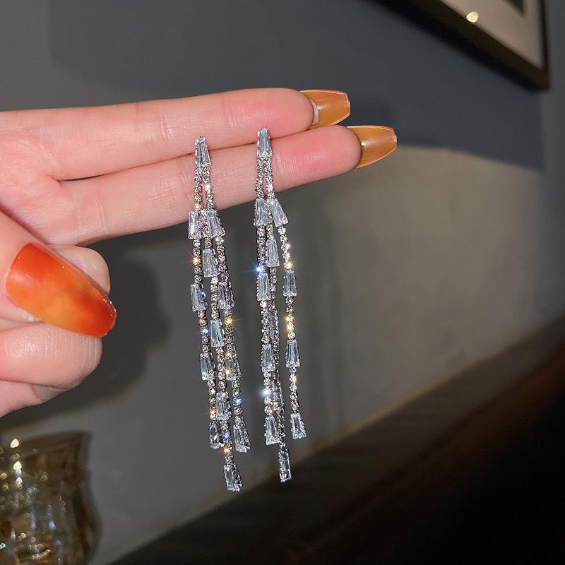 Korean fashion design diamond zircon geometric fringed earrings Internet celebrity temperament personalized earrings earrings