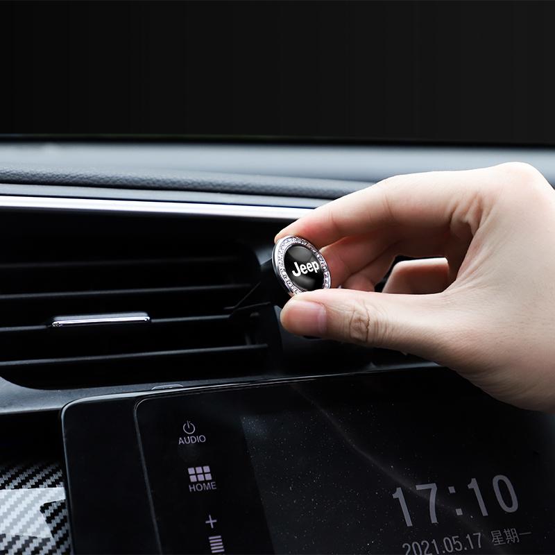 AIY5 Car Vent Air Freshener Aromatherapy Solid Perfume Diffuser For Jeep Grand Cherokee Wrangler JK Gladiator Compass Renegade Recon