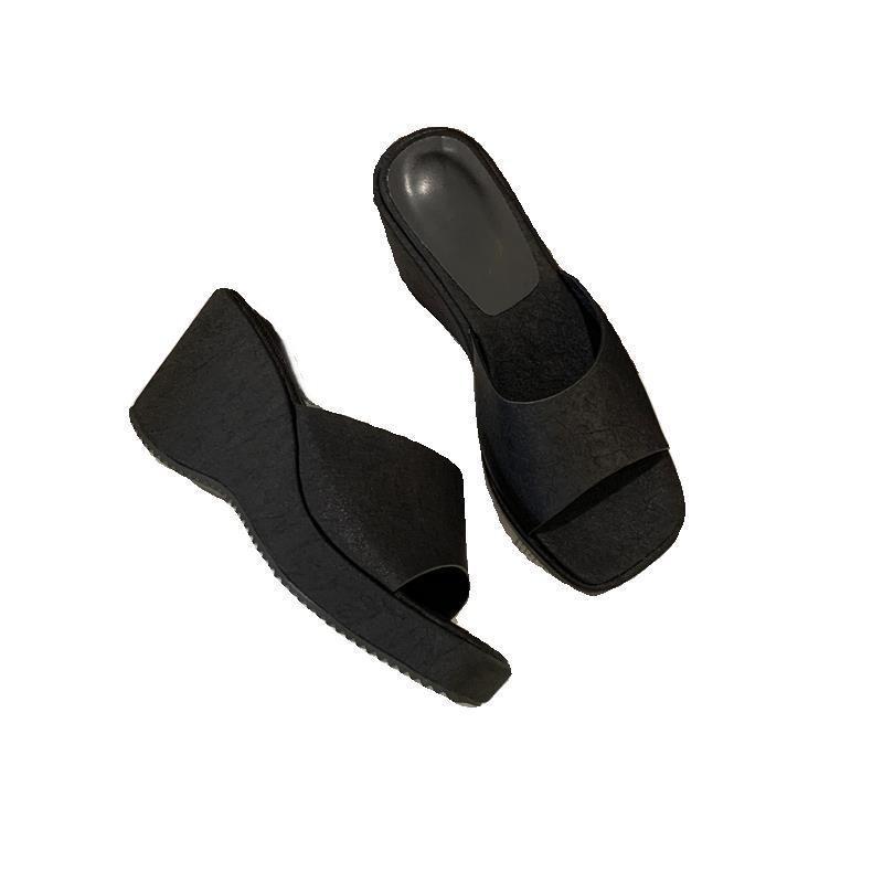 Wedge heel slippers women wear new thick-soled muffin women's sandals fashion cool slippers high heels