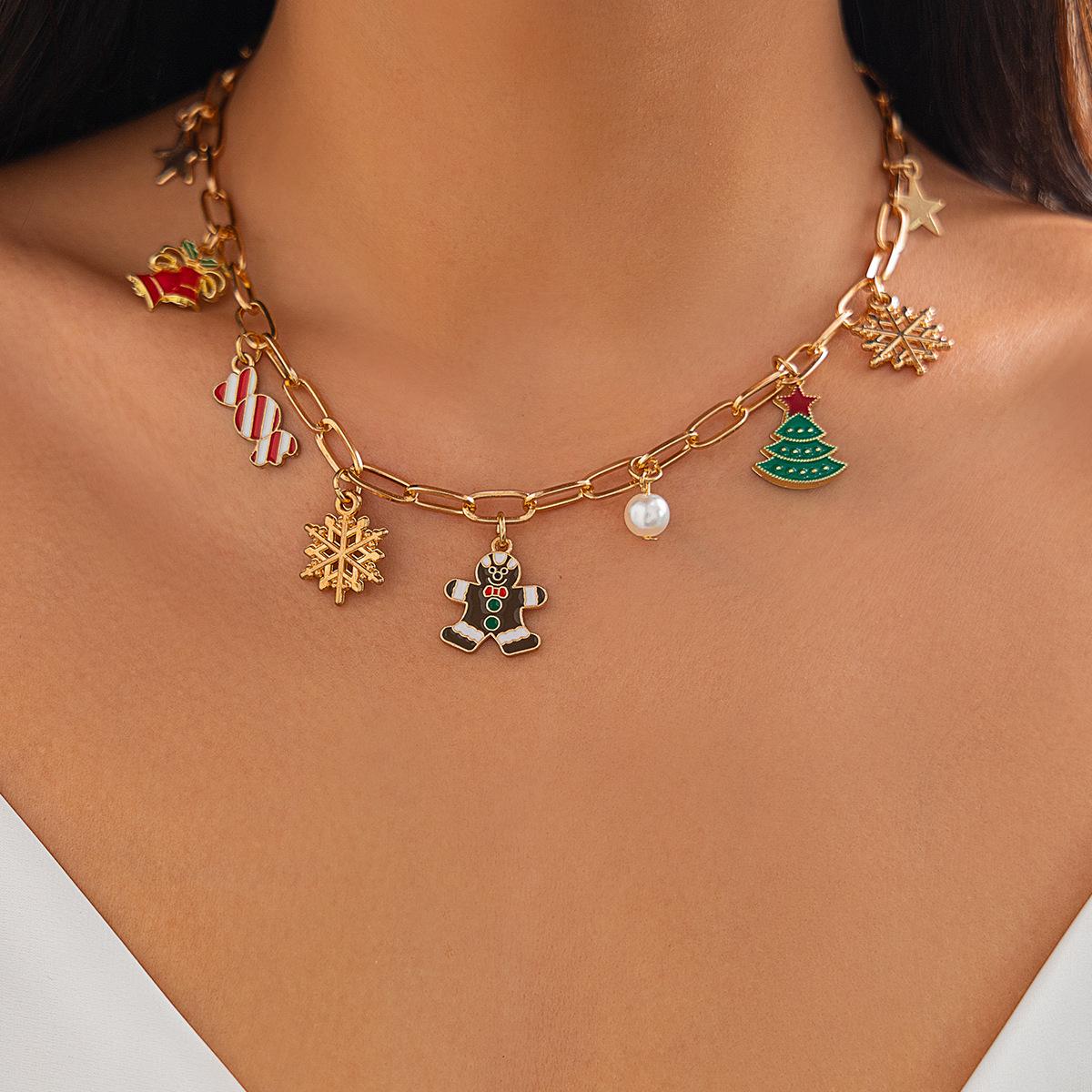 

European & American Luxury Christmas Tree Bell Necklace Set - Fashionable Metal Clavicle Chain
