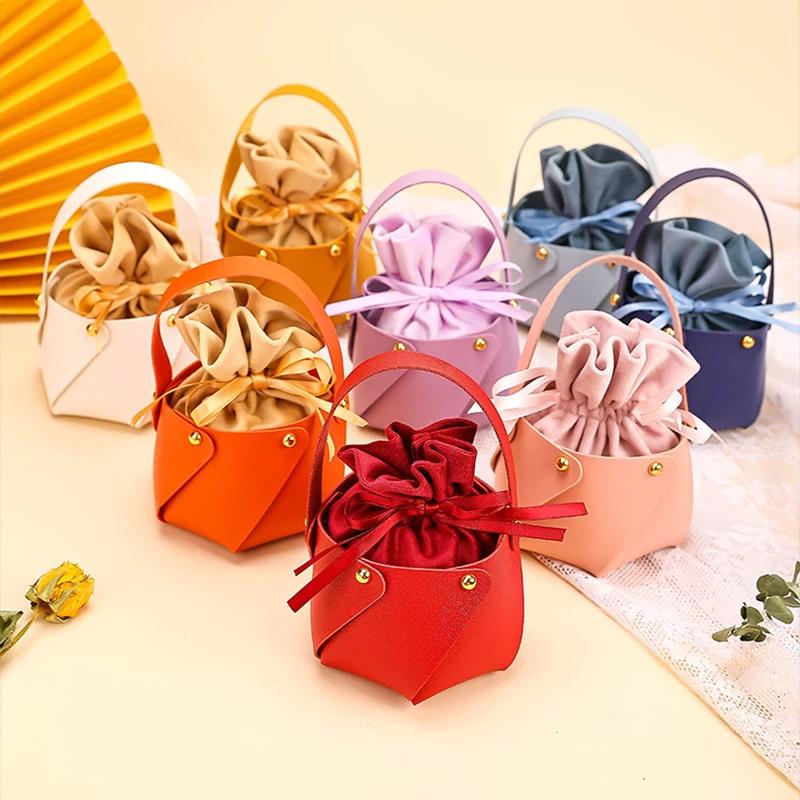 Tragbarer Kleiner Leder-Eimer Schokoladen-Bonbon-Dose Samt-Bonbon-Geschenktüten für Party Hochzeit Geburtstagsgeschenk Artikel Zubehör
