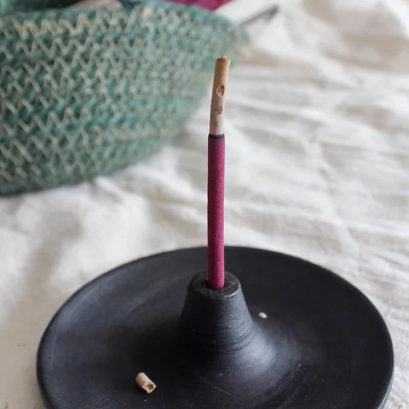 Bhutanese  Incense Natto Sandalwood Juniper Natural Handmade Tibetan Stick Incense Temple Room Purify Air and Eliminate Odor