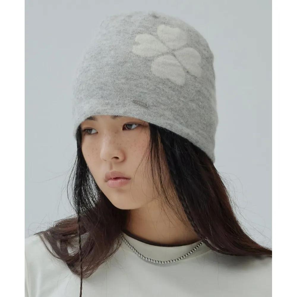 WOMAN Clover Heart Angora Pattern Beanie Gray CO2404CA72GR 276990 F