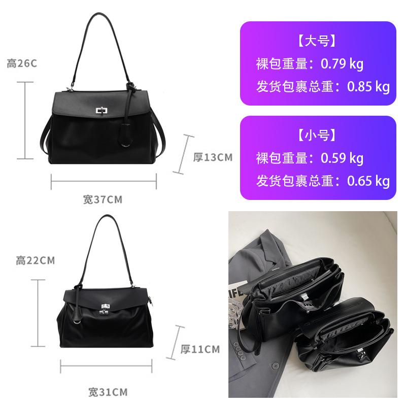 Geantă portabilă platinată pentru femei, nouă, la modă, nișă coreeană, geantă de sub braț, senzație high-end, geantă de navetă de mare capacitate pentru femei