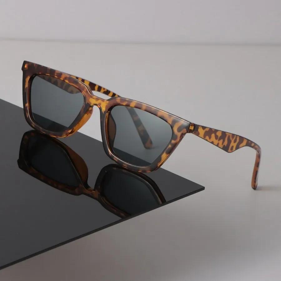 Fashion Round Sunglasses Women Men Retro Luxurious Minimalist Stylish Glasses Casual Personality