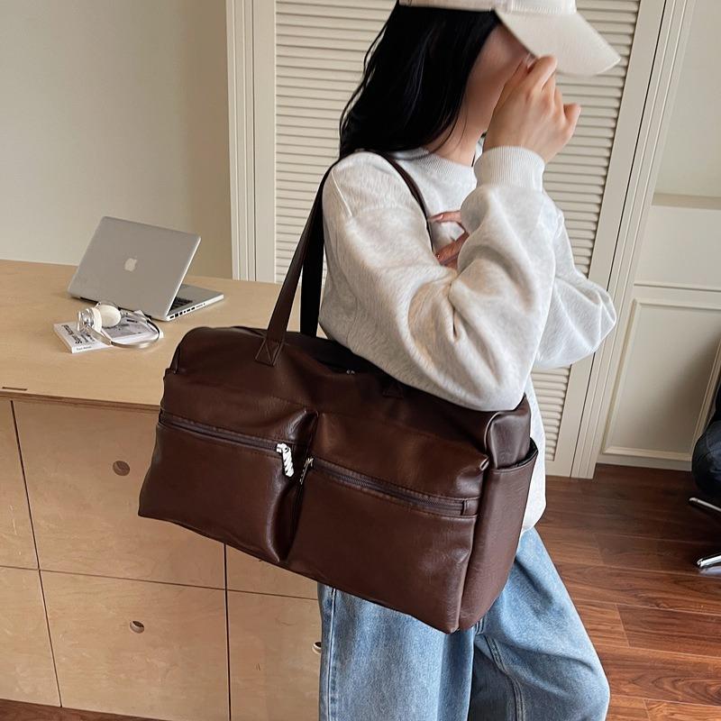 Textured retro large-capacity travel bag, new commuter handbag storage shoulder tote bag
