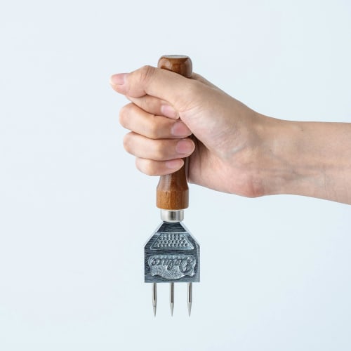 Takaku Sangyo Deluxe 3-Blade Ice Pick
