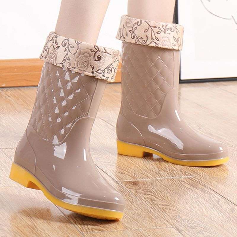 New thickened waterproof shoes household laundry rain boots women's non-slip rain shoes treading overshoes wear-resistant car wash high rubber shoes