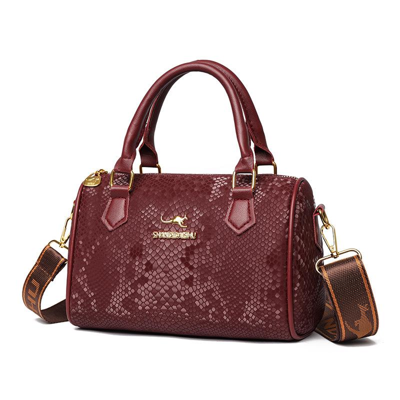 

New bag women s fashion messenger bag handbag women s bag simple printed shoulder bag бордовый