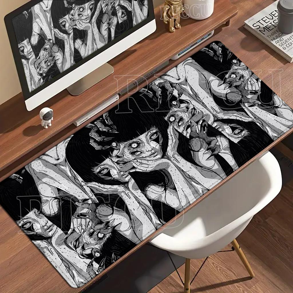 Schwarz-Weiß-Mauspad XXL HD Anime-Mädchen Schreibtischunterlage Erweiterte Gaming-PC-Tastaturmatten Große Gamer-Collage Horror-Anime-Mauspad