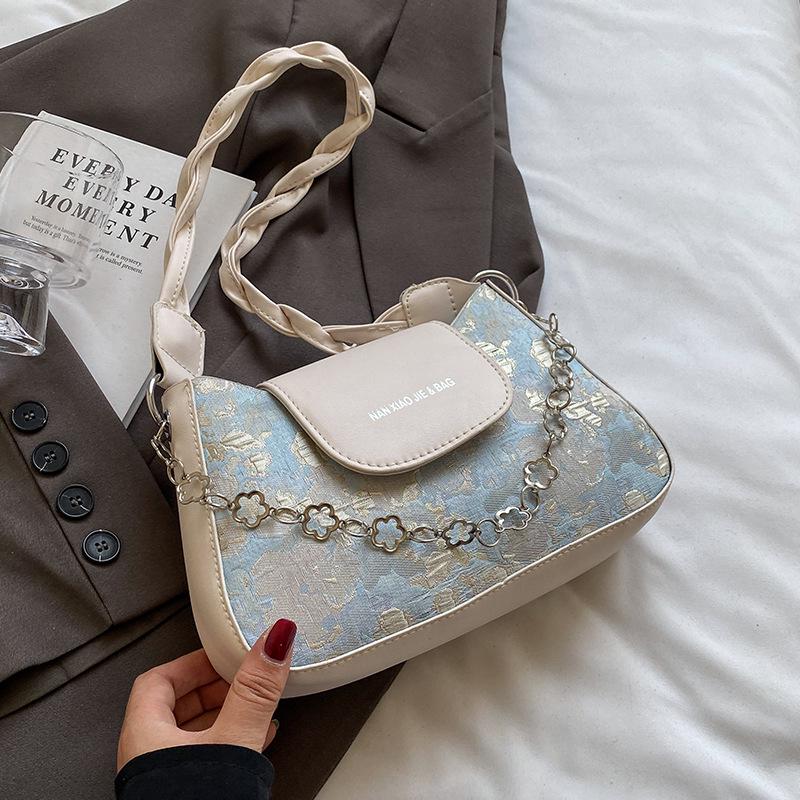 Женская модная сумка-багет кроссбоди 2024 - Универсальная и стильная наплечная сумка