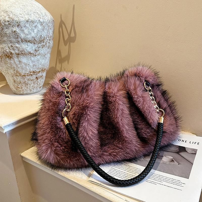 Yogodlns Women Winter Bags New Fashion Shoulder Bag Ladies Fur Shoulder Handbags Female Furry Pleated Designer Underarm Hobo Bags
