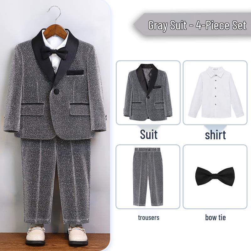 Chlapecký formální oblek v britském stylu pro družbu a klavírní vystoupení