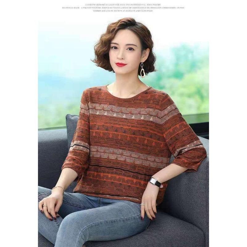 Spring and Autumn New Thin Middle-aged Mid-Sleeve Three-quarter Sleeve Knitted Sweater Women's Fashion
