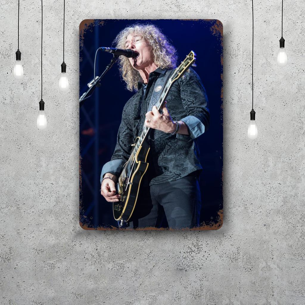 Foreigner Band Retro Vintage Tin Sign Poster Decorative Plaque Metal Plate Wall Decor