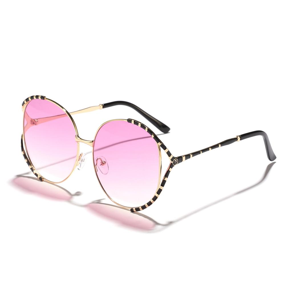 New Metal Round Frame Sunglasses Women Fashion for Street Photography Trendy Retro Sun Glasses with UV Protection for Daily