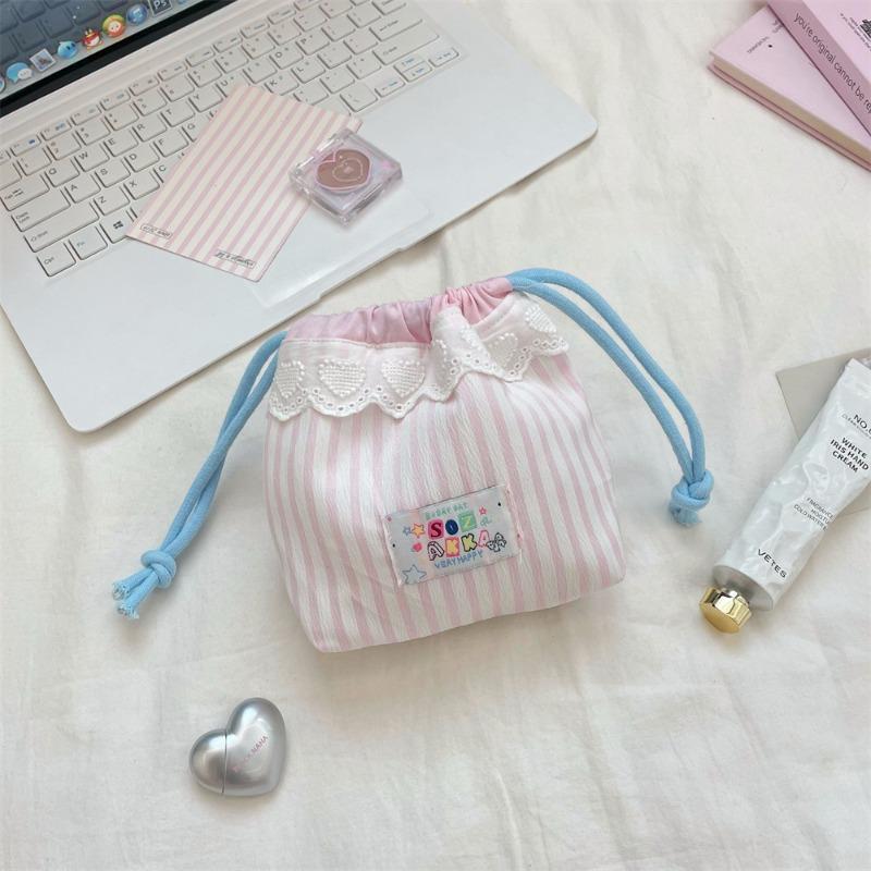 58151 Cute lace drawstring bundle storage bag Cosmetics sub-packaging bag Travel wash storage bag