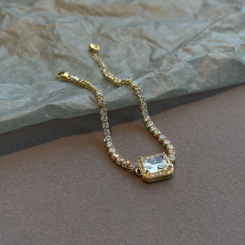 

Доступная Роскошь Микро-Инкрустация Женский Ins Нишевый Стиль Ручные Украшения Циркон Block Bracelet