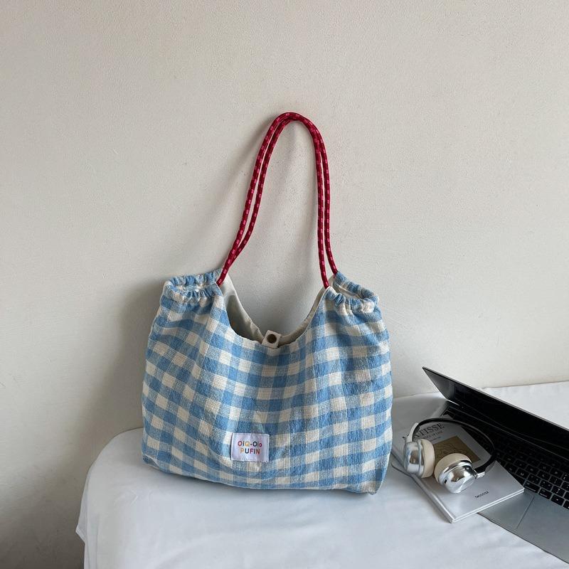 Färskrutig axelväska Stor kapacitet Pendlarväska Mjuk väska Casual mångsidig studenttygväska